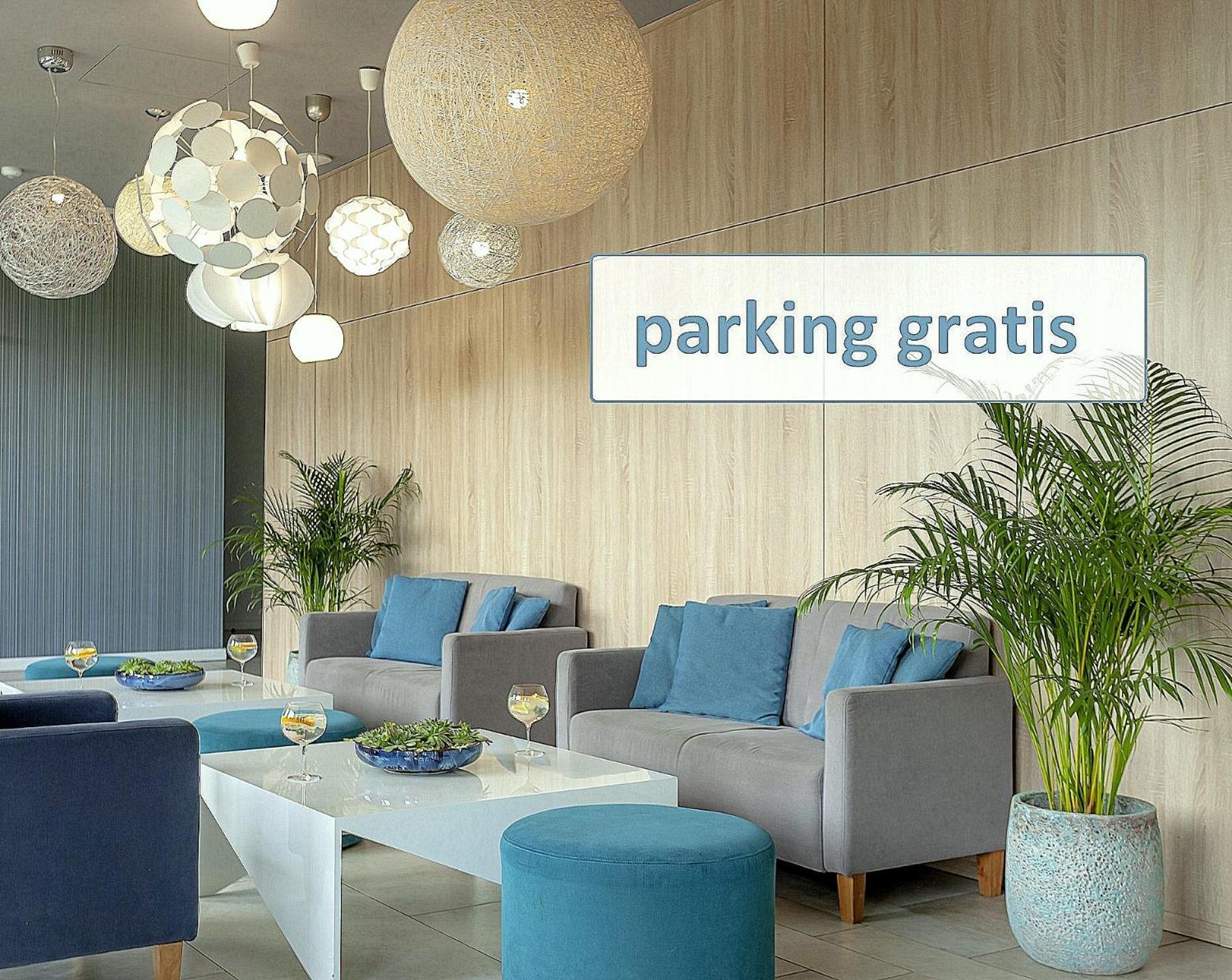 Hotel Zatoka — Фото 1